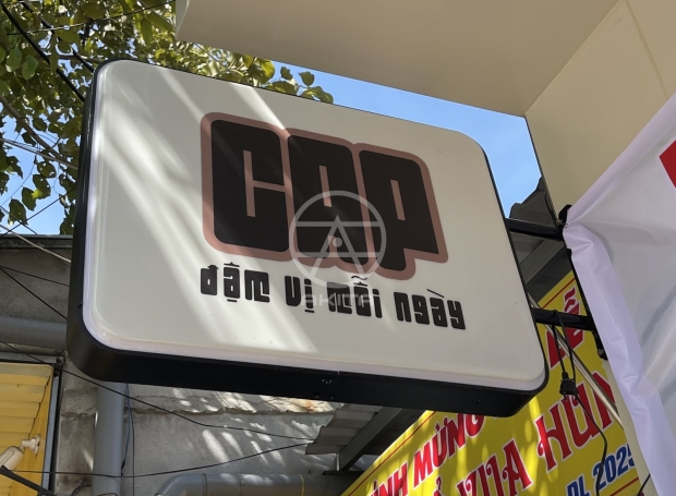 Hộp Đèn Mica Hút Nổi